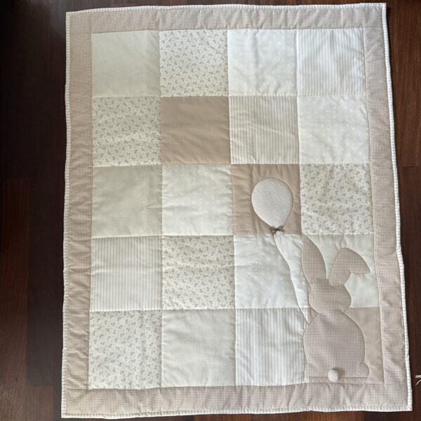 Idee Ago e Filo | Baby Quilt con applicazione.